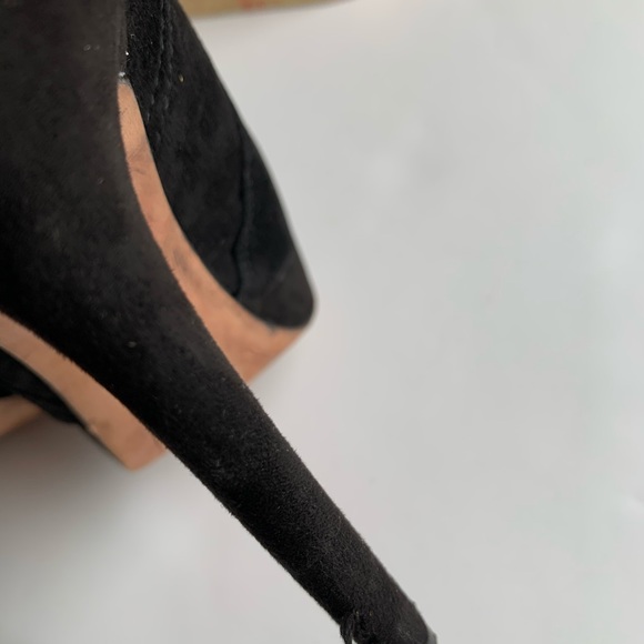 Black suede Sam Edelman Booties - Picture 4 of 5